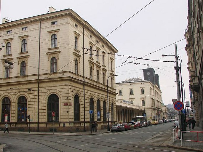 Květena pražských nádraží: Železniční trať č. 231, Praha – Čelákovice – Lysá nad Labem