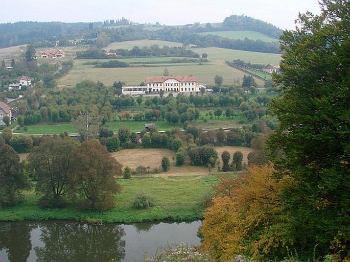 Zámecký park Český Šternberk