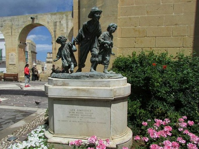 Upper Barrakka Gardens (Il-Barrakka ta' Fuq) - Malta, Valletta