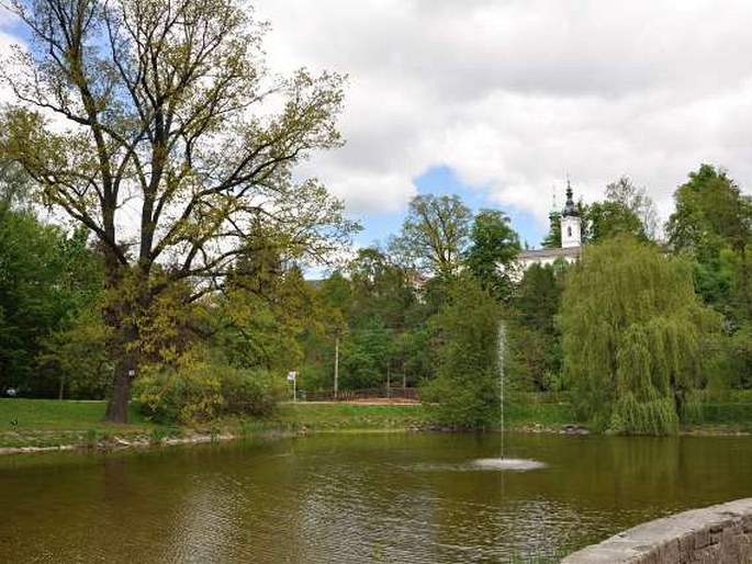 Vsetín, zámecký park a Panská zahrada